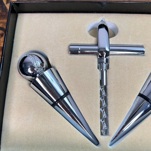 Atlanta All Star Game 2000 Wine Bottle Stopper & Corkscrew Set Gift Box - Picture 4 of 8